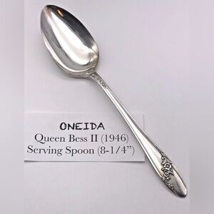 Oneida Community Queen Bess II TUDOR Silver Plate 1946 Serving Spoon 8.25”